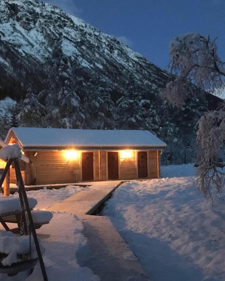 Camp Dronningkrona Alvundeid Luaran gambar