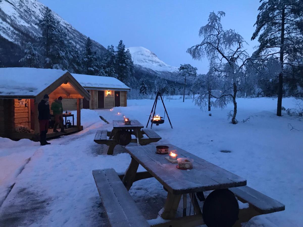 Camp Dronningkrona Alvundeid Luaran gambar